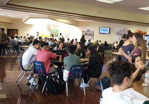 美国留学新闻：小满留学签约美国莫罗天主教高中 餐厅