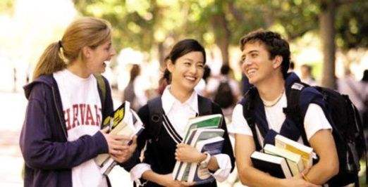 学生需要具备怎么样的条件才能申请美国寄宿中学?