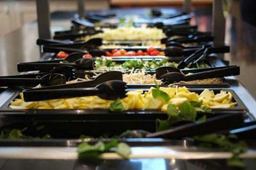 美国高中食堂都有什么？