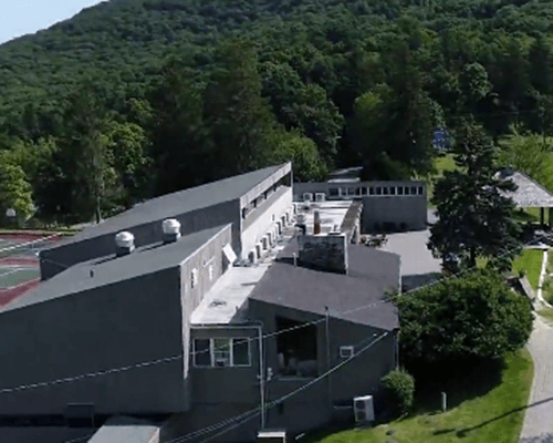偏科严重 网瘾少年成功留学斯特姆国王学校