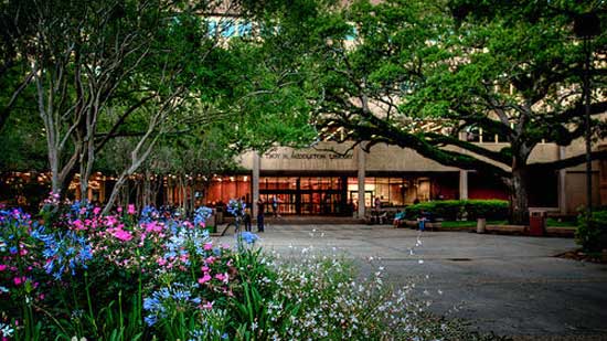 高考后申请美国留学路易斯安那州立大学
