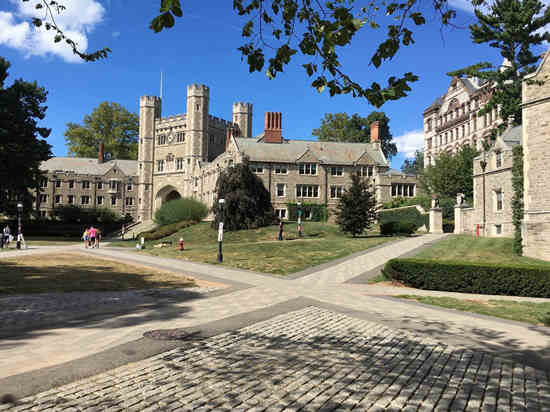 美国综合性大学