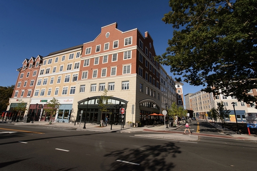 申请美国留学康涅狄格大学 申请美国留学康涅狄格大学