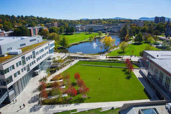 马萨诸塞大学安默斯特分校(University of Massachusetts Amherst)