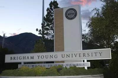 杨百翰大学